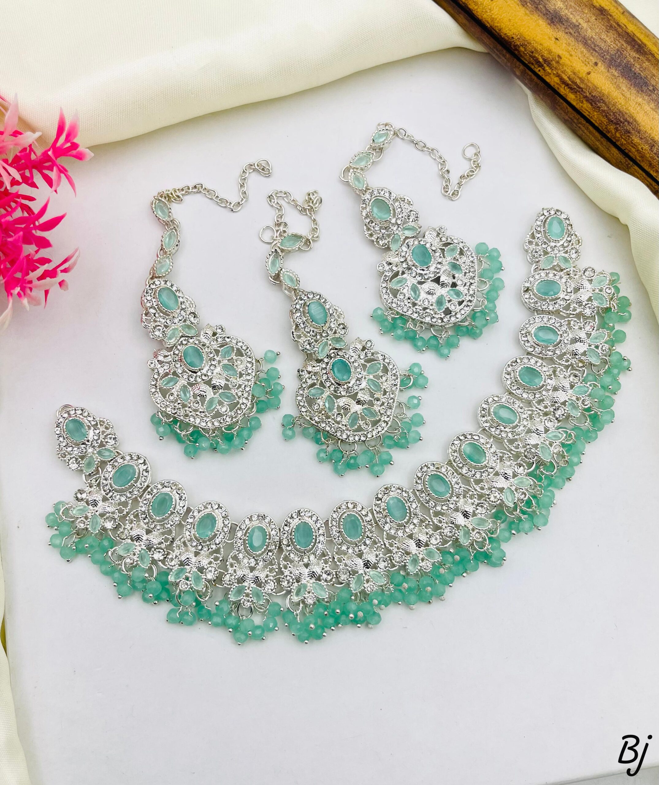 Traditional Gold Plated Choker Necklace Sets with Earrings & Maang Tikka - Image 4