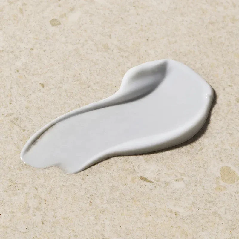 The Body Shop Vitamin E Cream Cleanser 250ml - Image 3