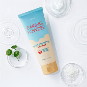 Etude House Baking Powder B.B Deep Cleansing Foam – 160ml